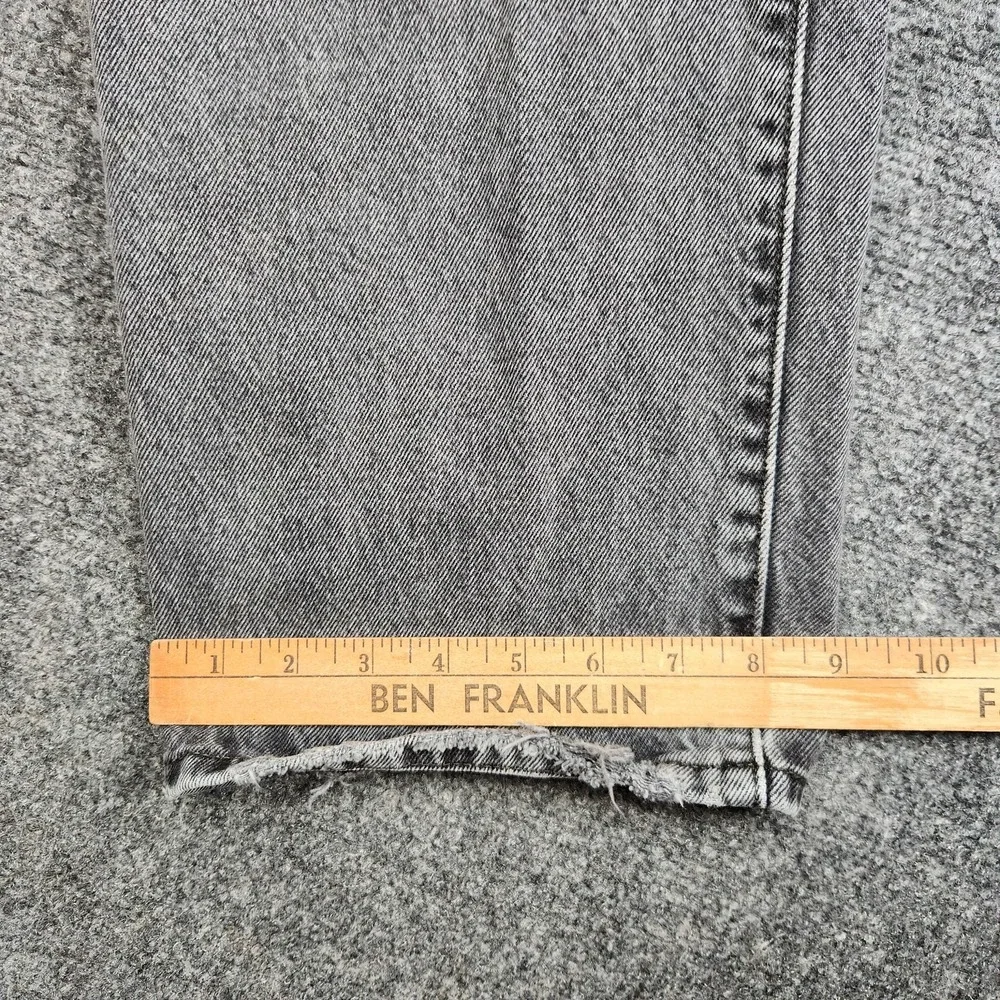 Levis Premium 501 Jeans Mens 32x32 Gray Button Fly Straight Leg Denim A1959-0003
